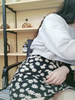 欧美穿衣打扮_欧美亚洲精品成人视频